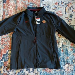 NEW WITH TAGS NIKE IOWA STATE JACKET
